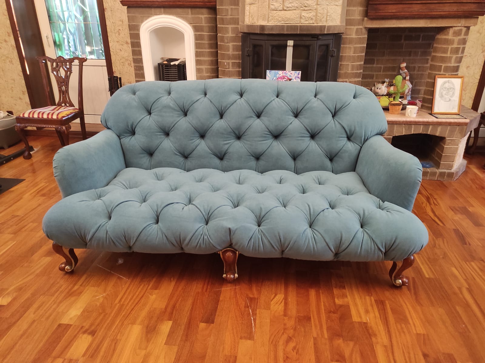 Обивка дивана. Любим